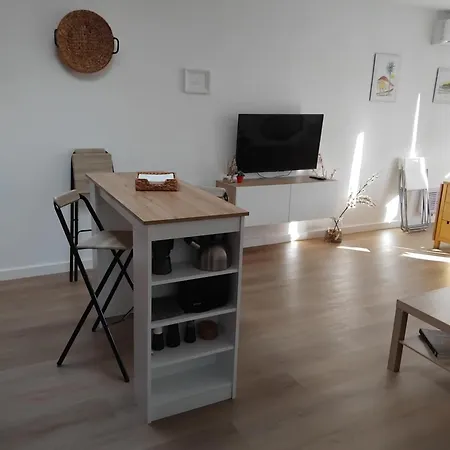 Casa Valentina Тиас